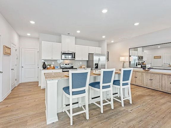 5th image of 5313 Melbourne Ln