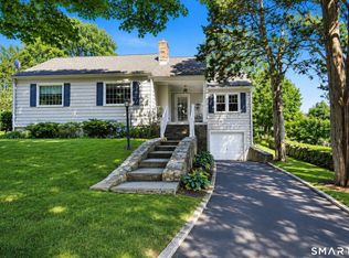 1030 Jennings Rd, Fairfield, CT 06824