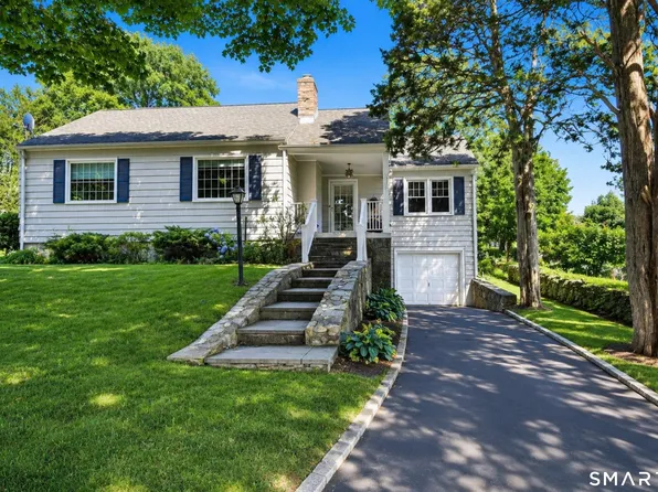 1030 Jennings Rd, Fairfield, CT 06824