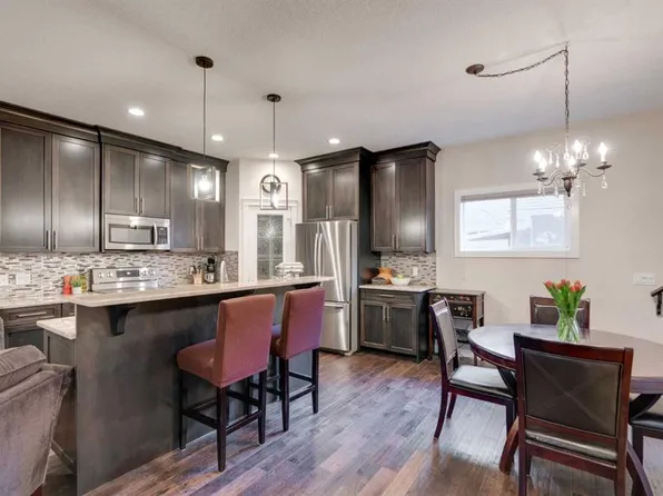 309 E 15th Ave NE #2, Calgary, AB T2E 1H3