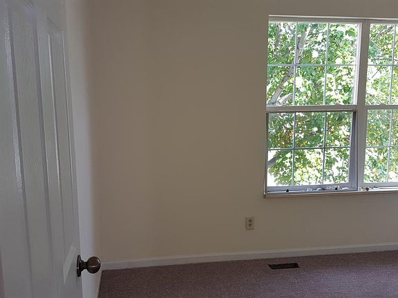 4th image of 2246 Rolling Oak Dr