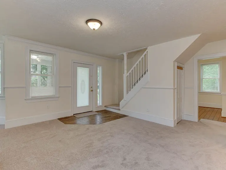 1302 Dare Rd — Photo 10