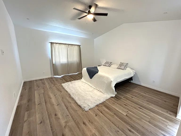 16920 Danbury Ave — Photo 4