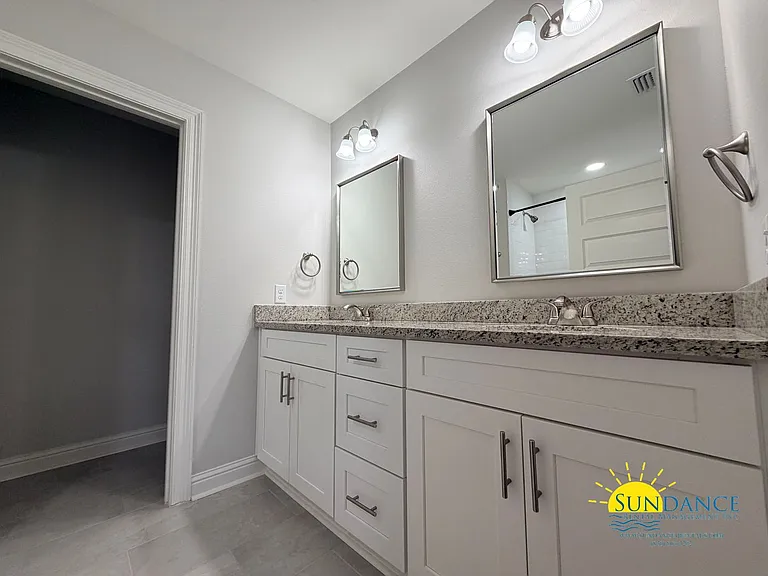 699 Woodlawn Ave NW — Photo 10