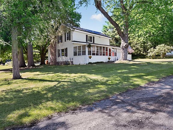 2nd image of 233 McAllister Rd