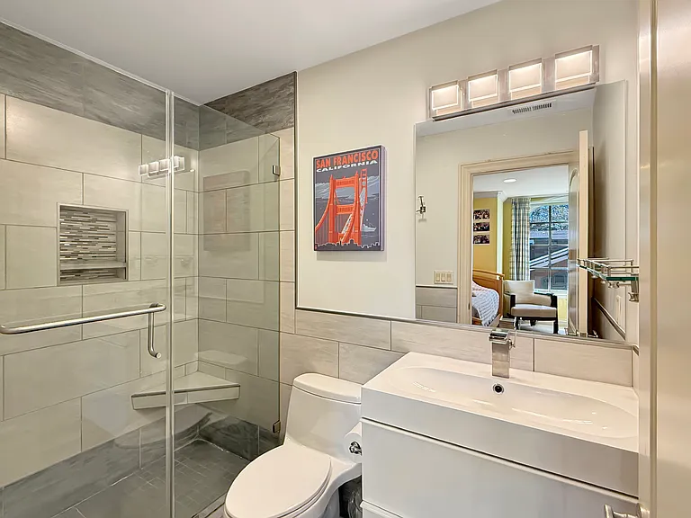 1526 Hillview Dr — Photo 29