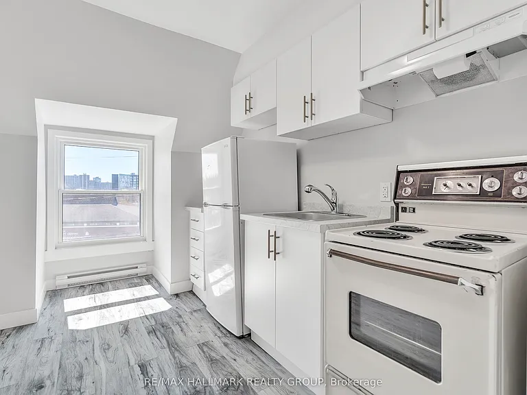 261 Somerset St E #5 — Photo 6