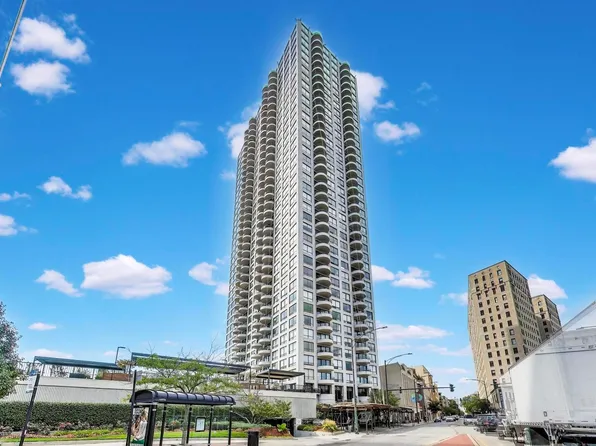 2020 N Lincoln Park W APT 7A, Chicago, IL 60614