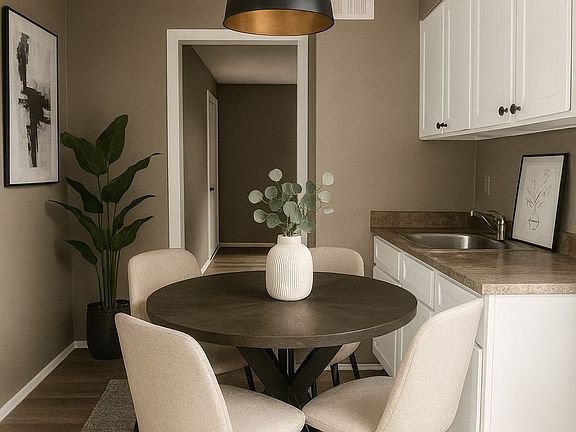3rd image of 1736 Delano Ave #2