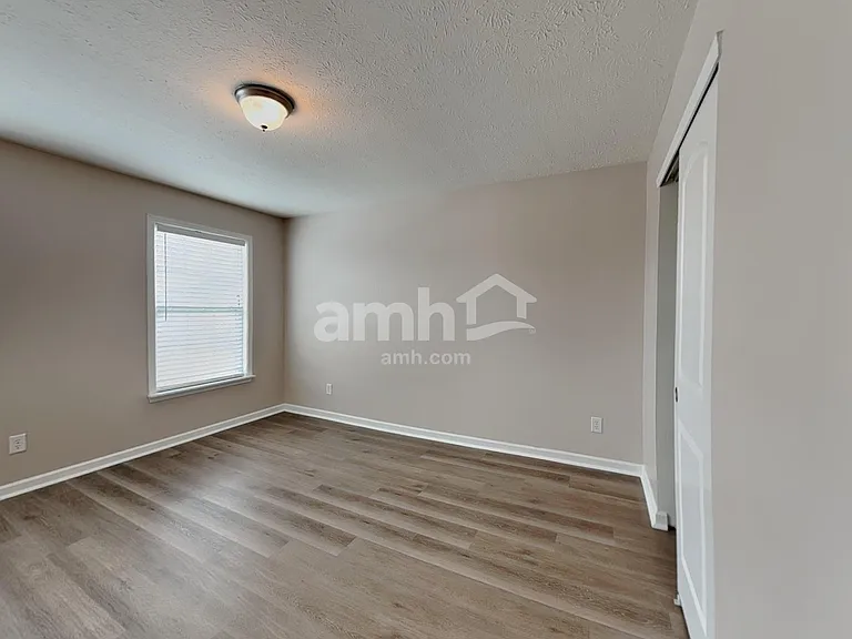2376 Blackthorn Dr — Photo 14