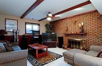 2nd image of 1304 E Valley Ln