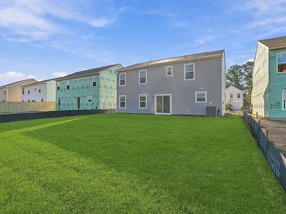 3rd image of 7060 Windham Way