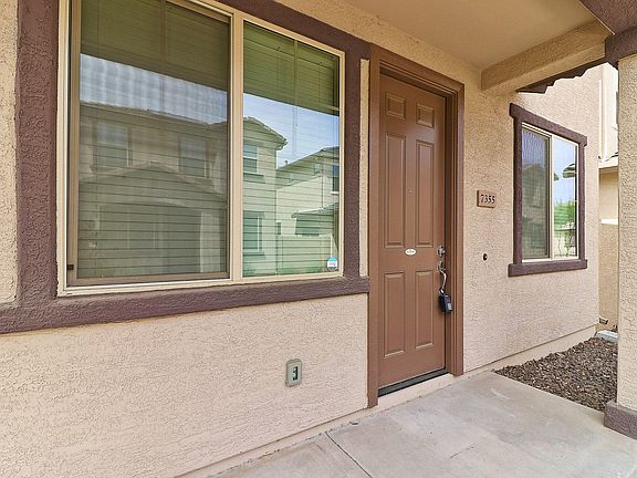 4th image of 7355 W Cambridge Ave