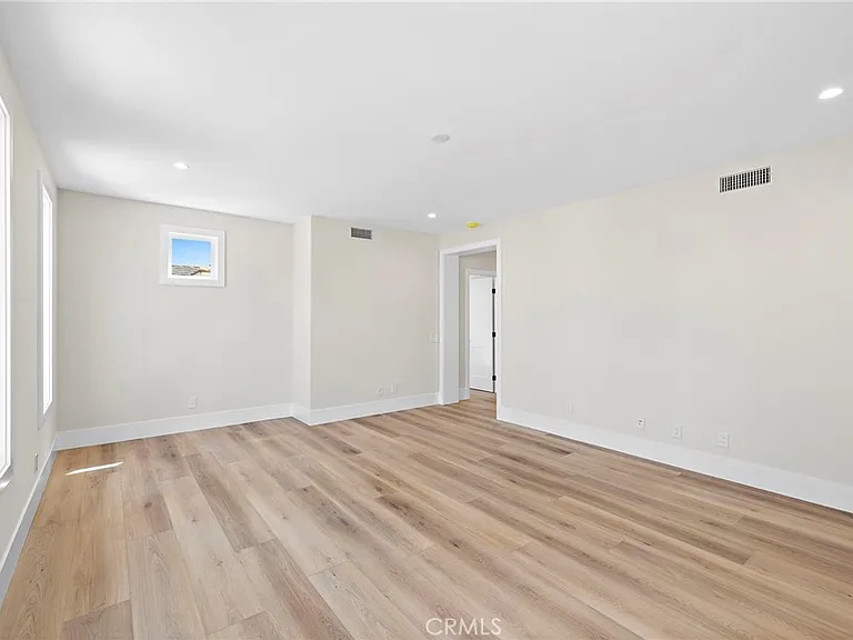 22661 Sweetmeadow — Photo 38