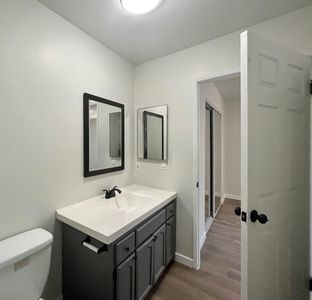 855 E 120th St #3, Los Angeles, CA, 90059