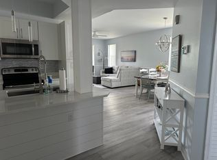 1006 Mainsail Dr UNIT 211, Naples, FL 34114