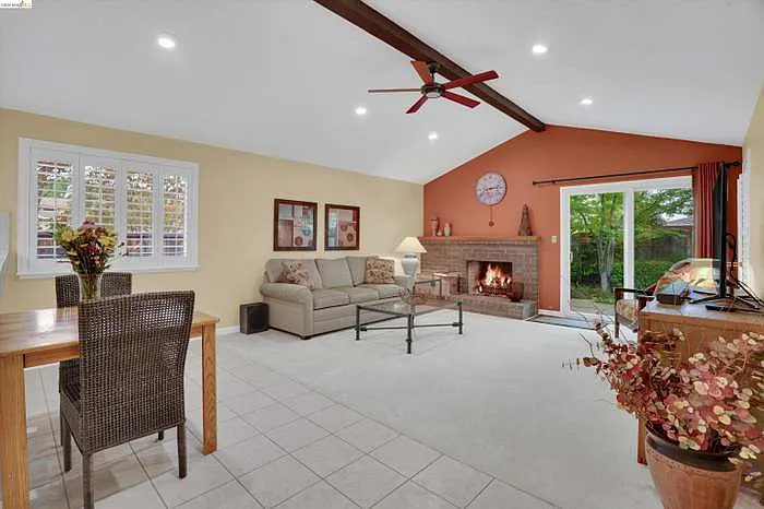 5001 Saint Garrett Ct — Photo 6