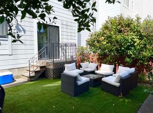 3220 Broderick St #A, San Francisco, CA 94123