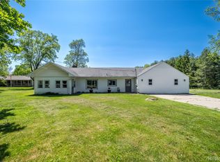 12238 Jennings Rd, Linden, MI 48451