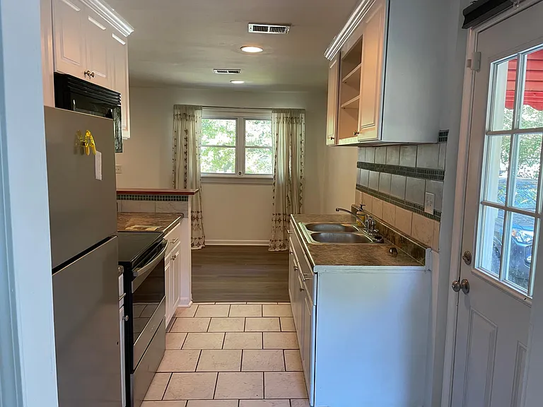 Arno Ct NW — Photo 14