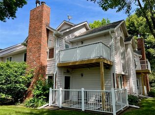 5220 Boulder Dr UNIT 6, West Des Moines, IA 50265