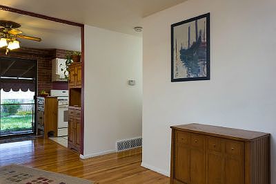 Family Room to Kitchen & Beds