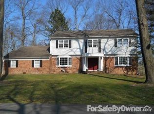 236 Navajo Ct, Wyckoff, NJ 07481