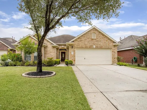 9219 Chia Valley Ct, Houston, TX 77089
