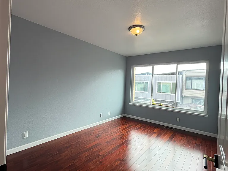 426 Wyandotte Ave — Photo 15