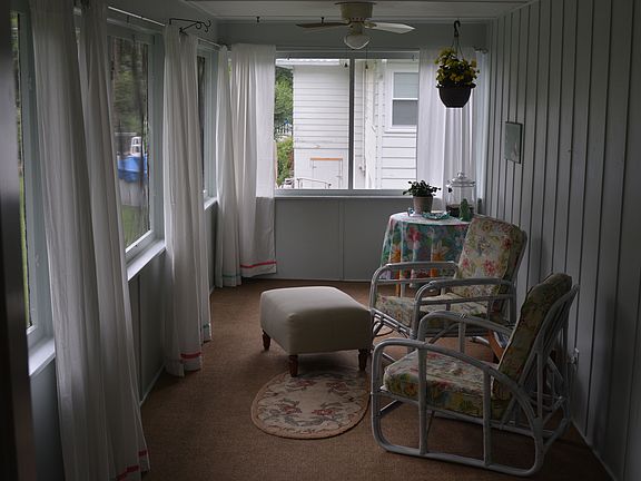 5th image of 4 Lynnwood Dr