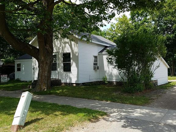 5th image of 114 W Pere Marquette St