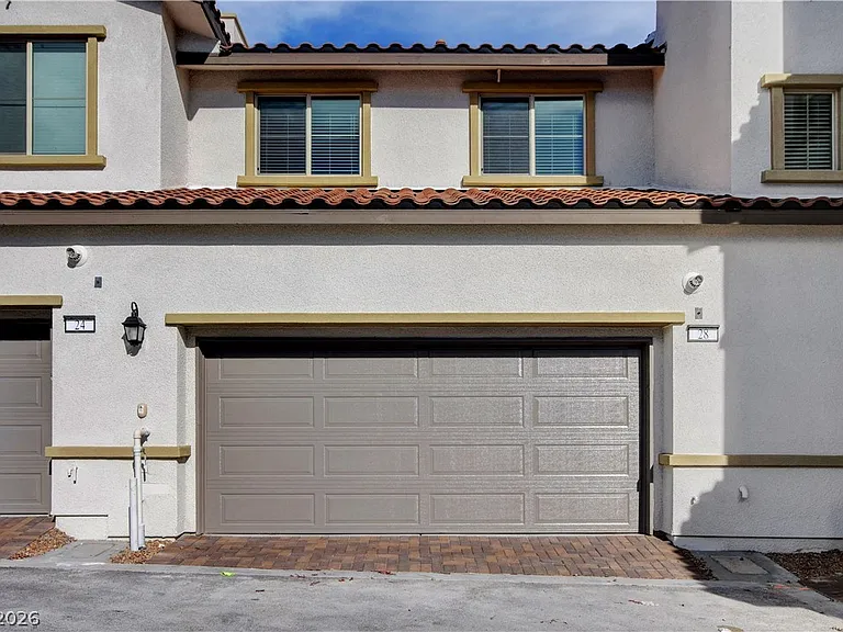 28 Lomita Heights Dr — Photo 41