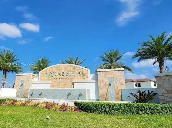 3350 W 112th St, Hialeah, FL 33018