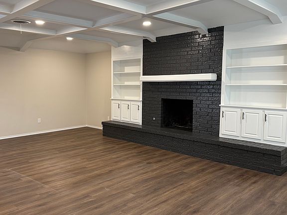4th image of 6811 Montague Dr