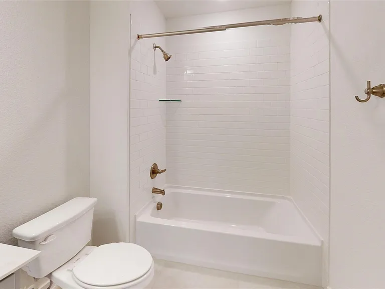 2916 Elle Dr — Photo 30