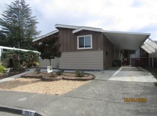 202 Arboleda Dr, Santa Rosa, CA 95401
