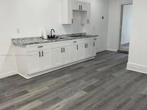 613 NE 5th St #0, Homestead, FL 33034