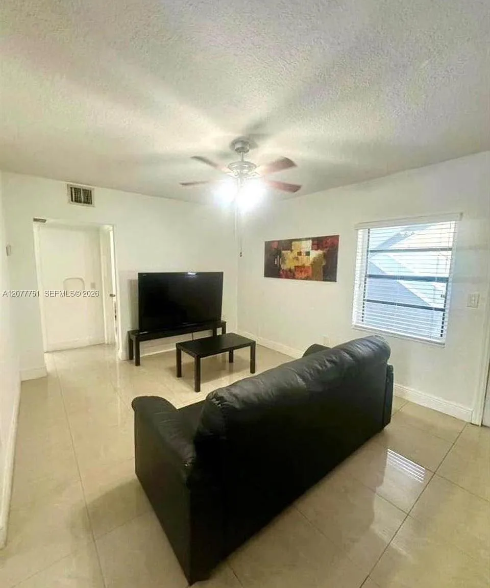Silver Bluff Est Sec C — Photo 2