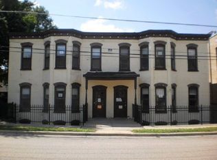 315-17 Du Page St, Elgin, IL 60120