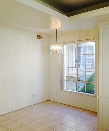 5th image of 2319 Mira Vista Ave APT D