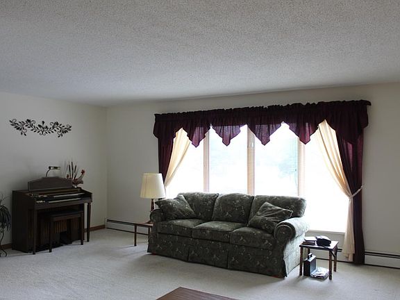 5th image of 852 W Phillip St #W
