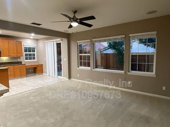 4th image of 66 N Boyle Heights Ct