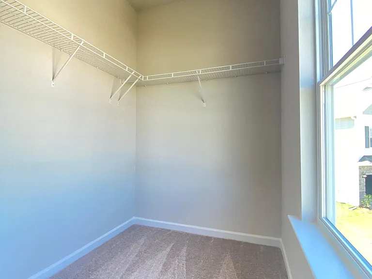 48 Westover Rd — Photo 14
