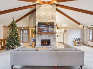 5961 264th St, Wyoming, MN 55092