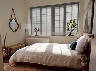 4550 Pearson St APT 15G, Long Island City, NY 11101
