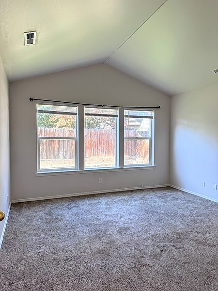 5th image of 1476 Fuller Street