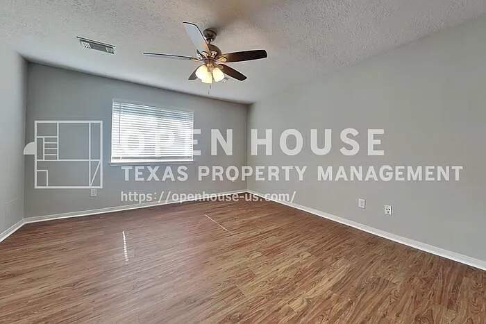 1210 Colonial Heights Dr — Photo 7