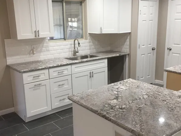 10911 W Roundelay Cir, Sun City, AZ 85351