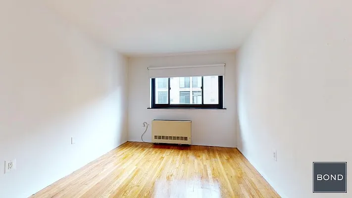 Rented by Bond New York | media 12