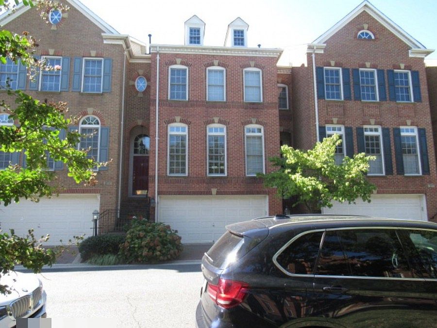 1st image of 708 Arch Hall Ln